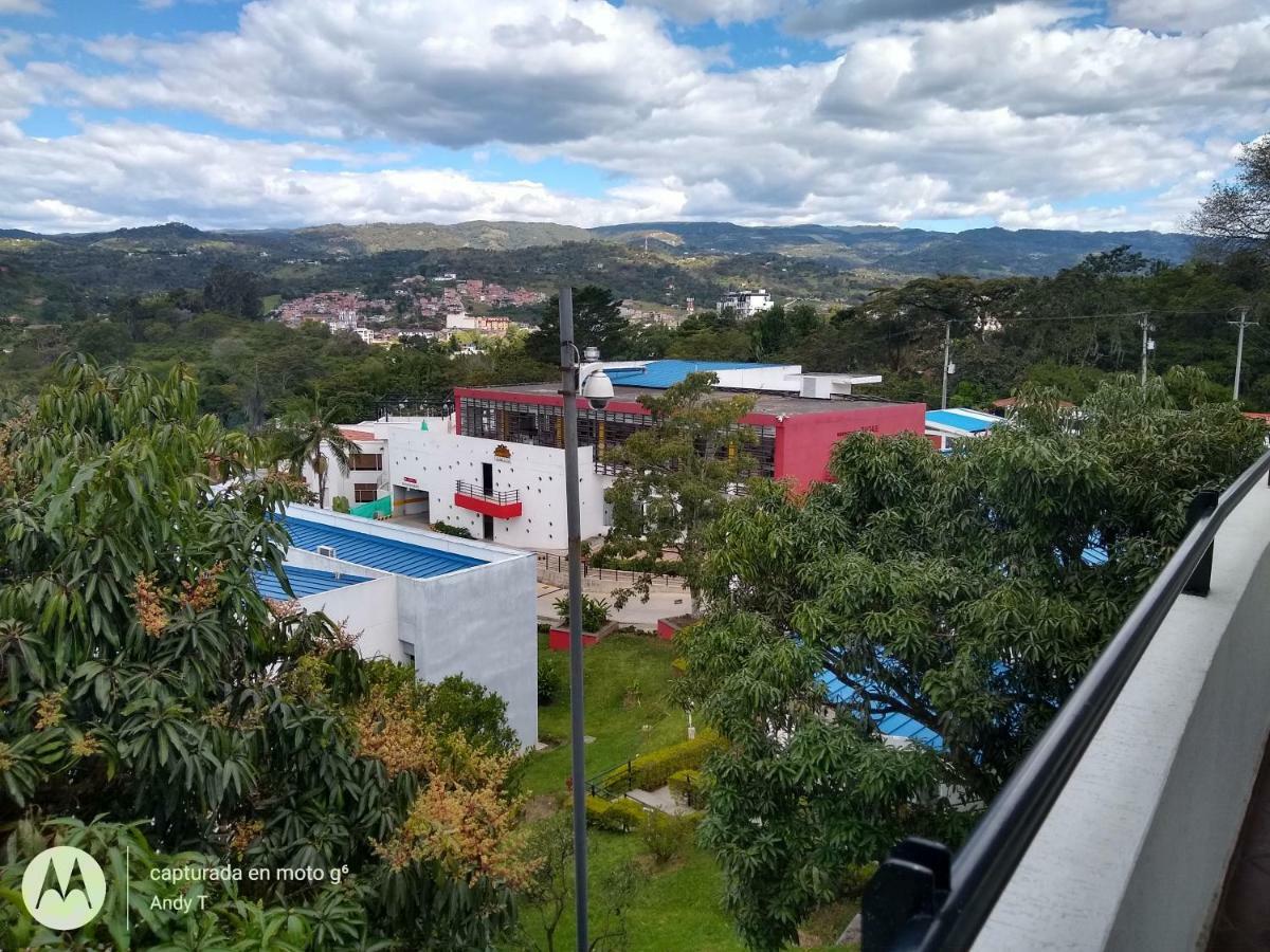 Centro Vacacional Canapro Chiminigagua Hotel Moniquira Exterior photo