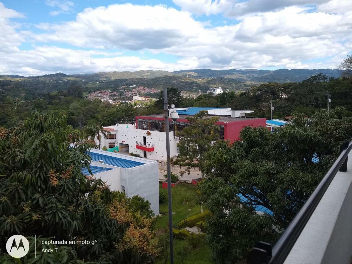 Centro Vacacional Canapro Chiminigagua Hotel Moniquira Exterior photo