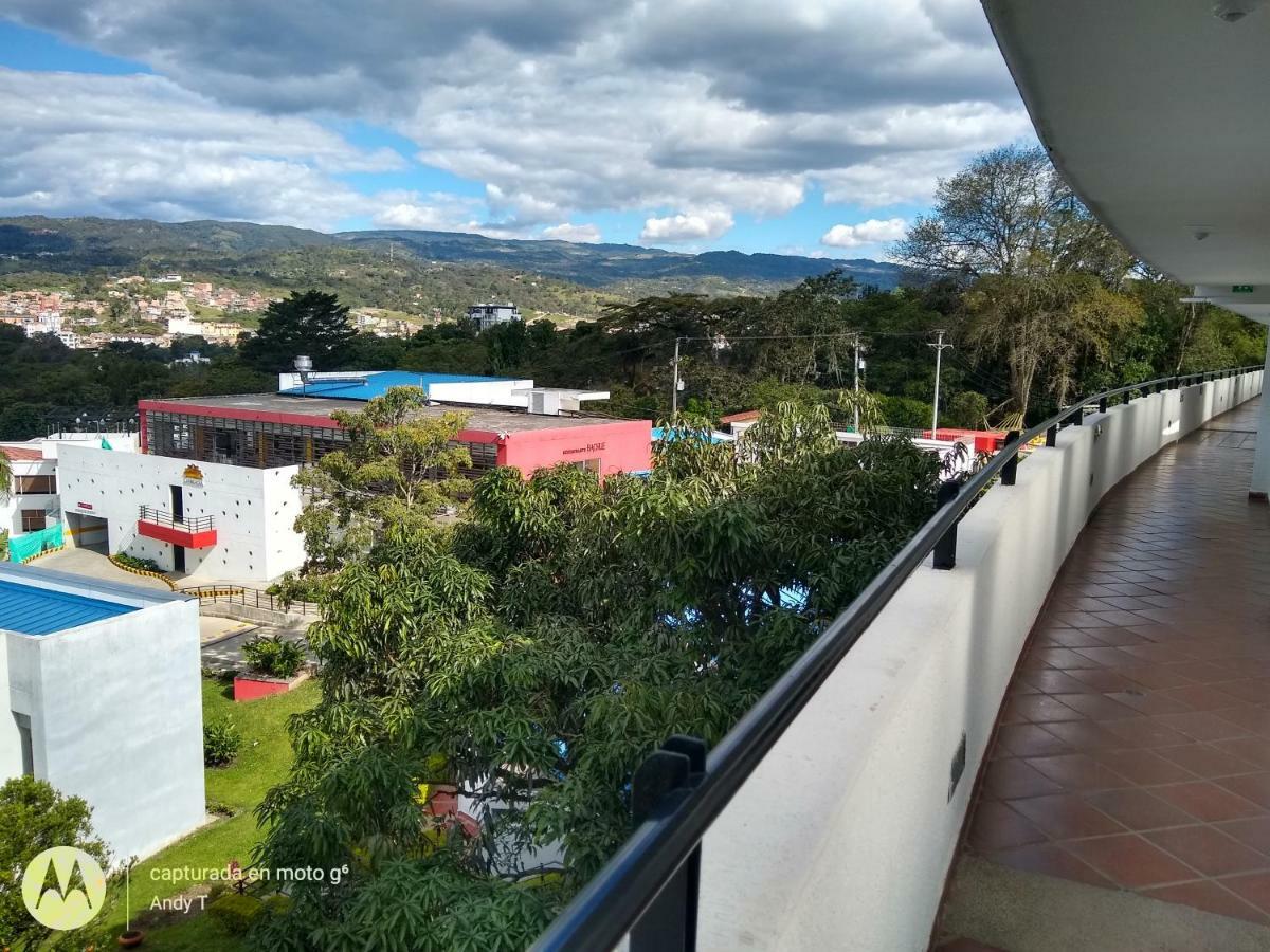 Centro Vacacional Canapro Chiminigagua Hotel Moniquira Exterior photo